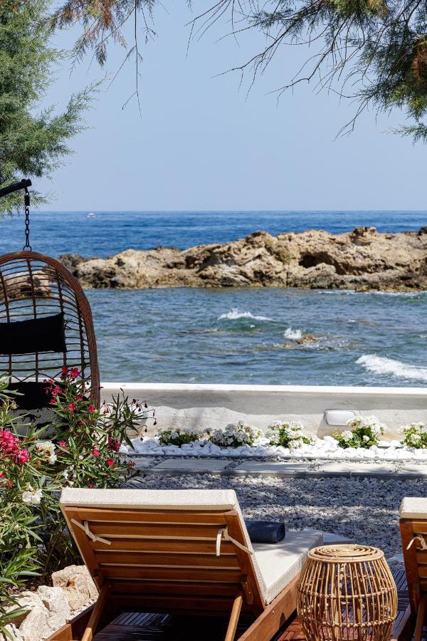 Villa Seashell -Wonderful Newly Renovated Villa On The Beach Galatás Eksteriør bilde