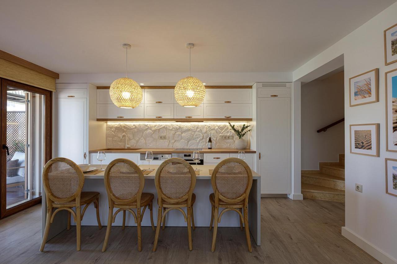 Villa Seashell -Wonderful Newly Renovated Villa On The Beach Galatás Eksteriør bilde